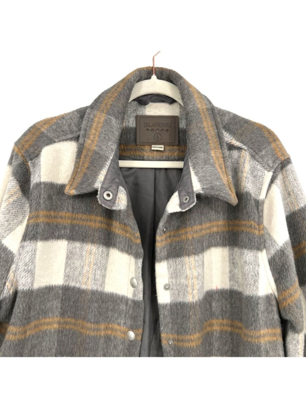 Blanknyc Plaid Shacket Jacket Gray Tan White Large Fleece Oversized Shirt Coat - Picture 2 of 14